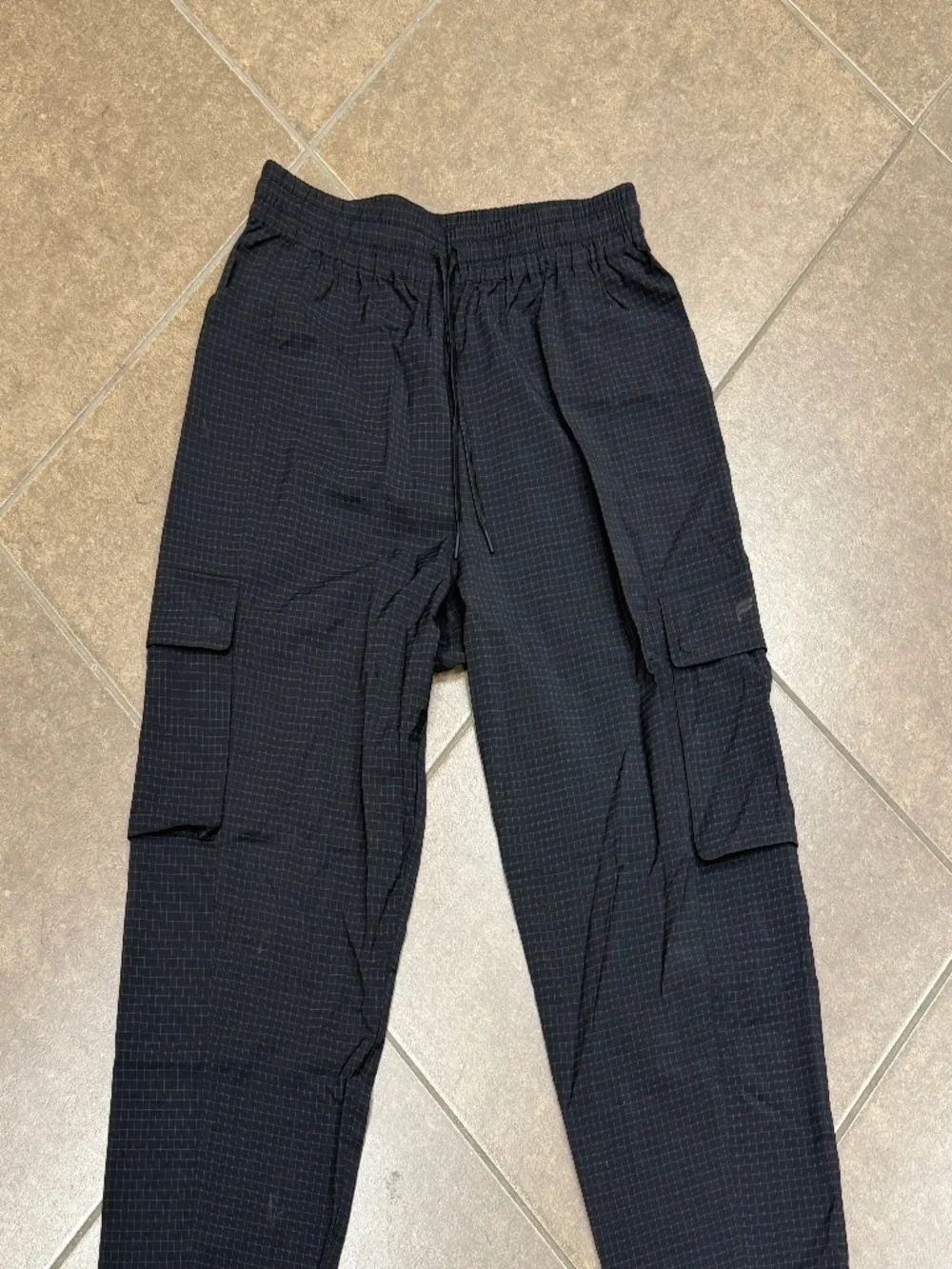 Fabletics Ripstop Cargo Jogger Pants Men Black Lightweight Water Resistant Large